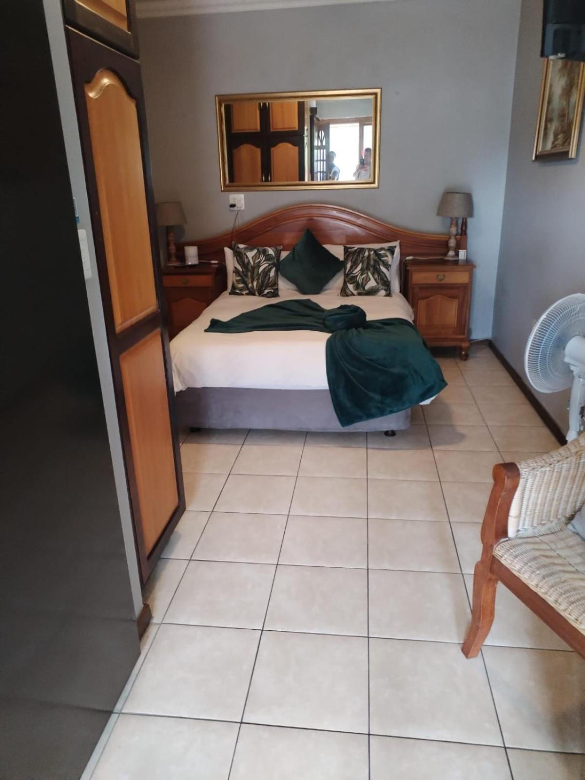 Lagoon Breeze Guest House Knysna Exterior foto